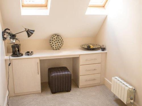 Queen Bee & B Merthyr Tydfil Bagian luar foto